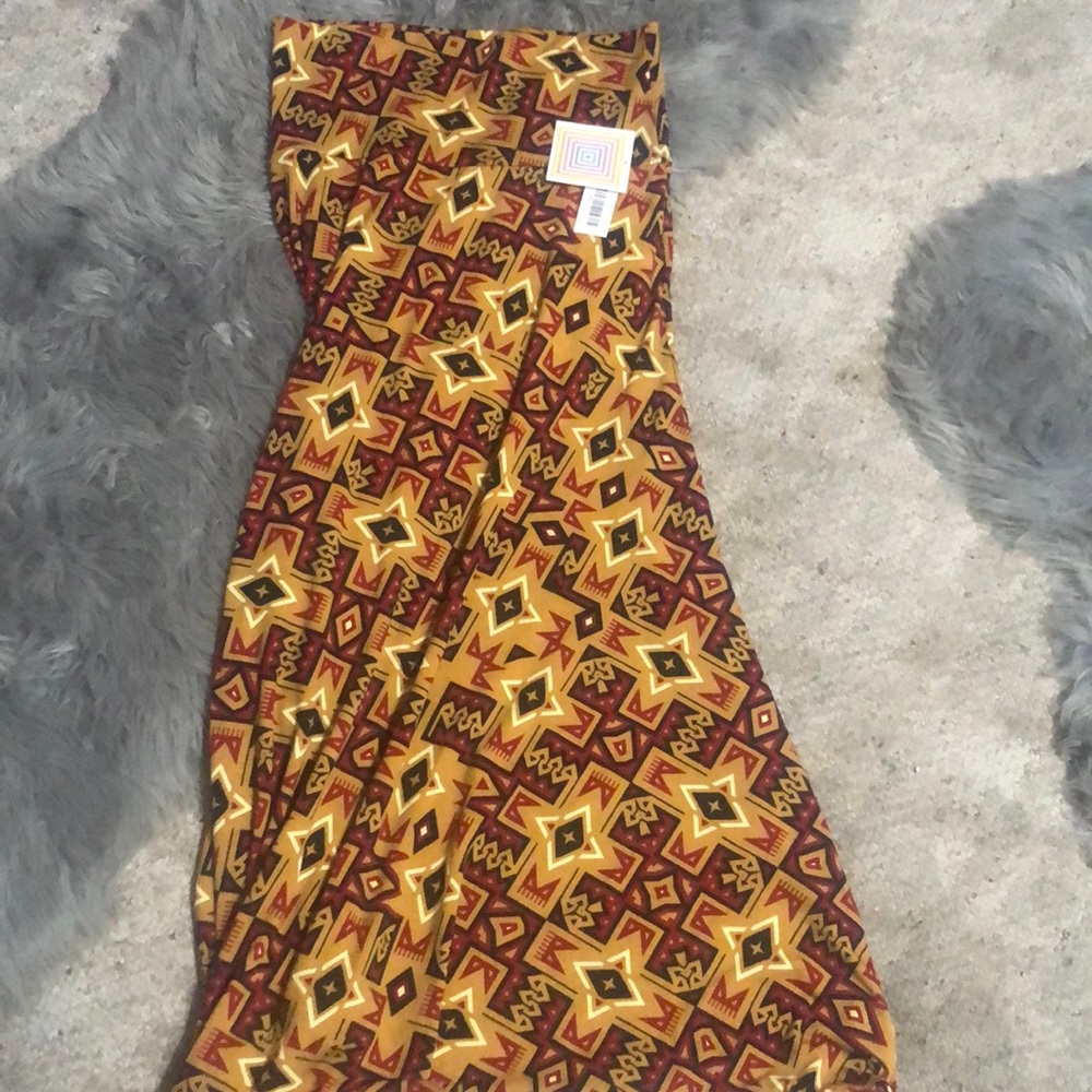 Maxi M Lularoe